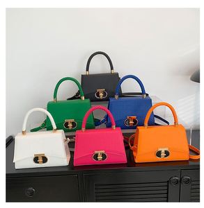 2025 Newest Ladies Elegance PU Handbags and <b>Purses</b> Vintage Style with Cover Closure Wholesale Ladies Fashion for Winter - Product Image 1