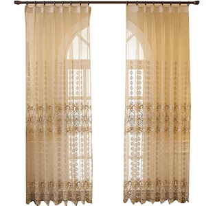 Cortinas de gasa bordadas con bucles - Product Image 1