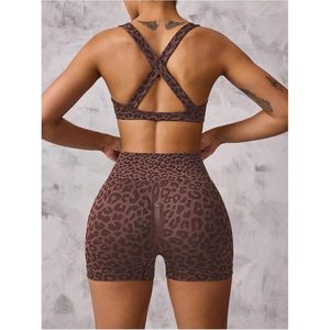 Ensemble de sport 2 pièces pour femme FOXA : soutien-gorge de sport imprimé léopard et short cycliste à bretelles croisées, taille haute, pour le yoga et l'entraînement - Product Image 3