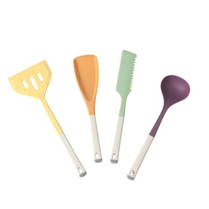 Ensemble de 4 spatules en silicone de qualité alimentaire pour le commerce transfrontalier avec cuillère à soupe, résistantes aux hautes températures et anti-brûlure, ustensiles de cuisine - Product Image 5