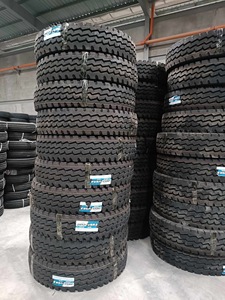 Nouveaux pneus radiaux tubeless à profil bas pour camions lourds 15.5r25 d'origine américaine - Product Image 2