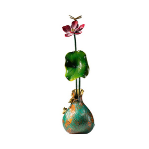 Adorno de Latón con Forma de Loto Armonioso, Estilo Chino Tradicional, Decoración para Sala de Estar, Pieza Única, de Copper Art Workshop - Product Image 2