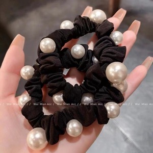 Élastique à cheveux noir avec perles pour chignon, usage quotidien, collection Printemps 2024, fabriqué à Yiwu - Product Image 4