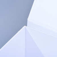 Boîte magnétique à rabat pliable en blanc pur boîte-cadeau en carton simple de luxe avec logo personnalisé
