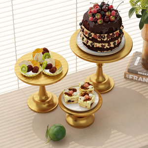 Présentoir à gâteaux rond moderne en fer, ensemble de 3 pièces pour table de desserts de mariage, hauteurs haute, moyenne et basse - Product Image 1