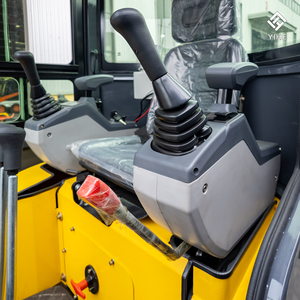 Mini-excavatrice polyvalente avec <span class=keywords><strong>ripper</strong></span>, spécialisée pour les opérations agricoles multiples sur les terres agricoles - Product Image 5