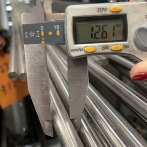 304/316L/2205/2507 स्टेनलेस स्टील राउंड स्टील - Product Image 1