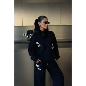 Ensemble de survêtement de jogging en nylon noir Darcey confortable, personnalisé, 2 pièces, respirant, avec logo imprimé, hiver, taille XL, commande minimum de 2 pièces - Product Image 3