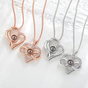 Collana pendente alla moda con pietra a forma di cuore di moda di cento frasi europee americane - Product Image 1