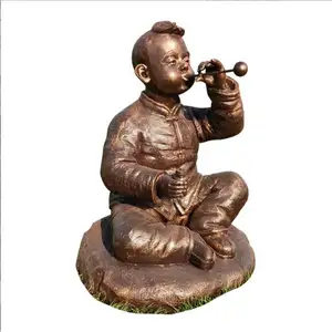La Cina ha fornito la figura di arte popolare i bambini gli uomini hanno personalizzato la scultura in bronzo all'aperto della statua