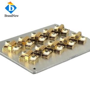 Pila de Diodos Láser Horizontal de Alta Potencia de 1000W y 1064nm con Enfriamiento por Conducción para Procesamiento de Materiales con Láser de Fibra - Product Image 5