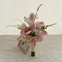 Handgefertigte Koreanische Frische Elegante Rosa Calla-Lilien Künstliche Blumen LQ Marke Umweltfreundlich für Hochzeitszeremonie und Braut
