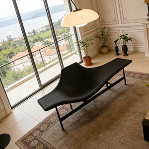 Cadeira Chaise Lounge Moderna de Luxo em Couro Preto, Sofá Designer Minimalista, Mobiliário Reclinável para Sala de Estar - Product Image 2