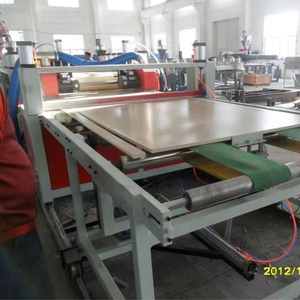 Trung Quốc thực hiện WPC gỗ nhựa composited xây dựng đúc Hội Đồng Quản trị tấm dây chuyền sản xuất WPC máy đùn sản xuất WPC máy - Product Image 1