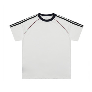 Camiseta deportiva para correr de malla transpirable de secado rápido 2025 para hombres y mujeres, patrón personalizado de cuello redondo a rayas a juego de colores - Product Image 1