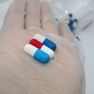 GMP Certifié Moringa Curcuma Artichaut Silybum Extrait de Plante Complexe Capsule Dure - Product Image 2