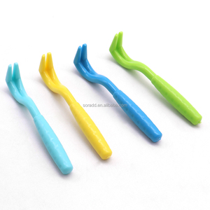 Pince à épiler 3 en <span class=keywords><strong>1</strong></span> pour éliminer les poux et les tiques des animaux de compagnie, en ABS, pour chat, chien et petits animaux, pince à épiler confortable pour éliminer les puces et les tiques - Product Image 1