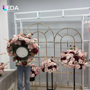 Boule de fleurs artificielles en soie LEDA sur mesure pour décoration de mariage, centre de table pour événements - Product Image 2