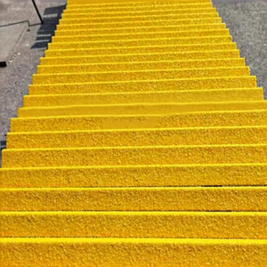 Peldaño de Escalera de Fibra de Vidrio Amarillo FRP - Product Image 1