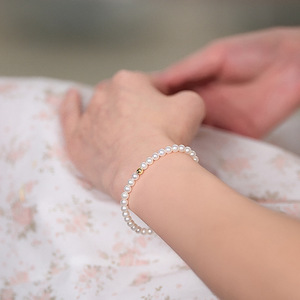 Bracelet en or 18 carats avec boucle en perle d'eau douce naturelle véritable, lumière intense, simple, luxueux, combinaison élégante, bracelets en perles, joncs - Product Image 3