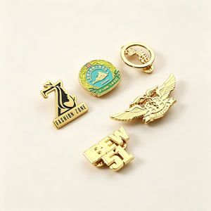 Épinglette personnalisée en alliage de zinc, badge métallique - Product Image 6