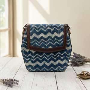 Bolso Bandolera de Algodón con Estampado Artesanal, Estilo Boho Azul, Hecho a Mano en India, con Correa en Zigzag, Venta al Por Mayor - Product Image 5