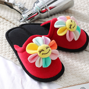 Pantuflas de Algodón para Otoño e Invierno 2025, Diseño de Dibujos Animados, Antideslizantes, Cálidas, con Corazón Grande - Product Image 6