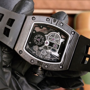 Reloj Mecánico para Hombre 2026, Diseño de Moda con Esfera Hueca y Manecillas Luminosas, Modelo 022 con Forma de Barril de Vino en Fibra de Carbono - Product Image 5