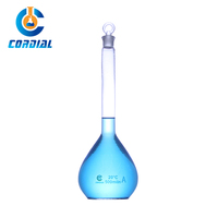 Fiole volumétrique en verre borosilicate 3.3 CORDIAL 25/50/100/200/250/500 ml avec bouchon en verre pour usage en laboratoire