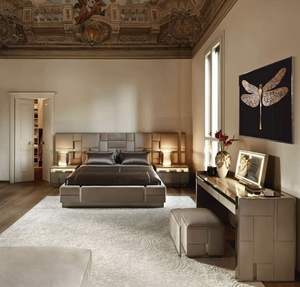 Cadre de lit moderne pleine grandeur avec revêtement en cuir mat et base en bois massif robuste - Product Image 6