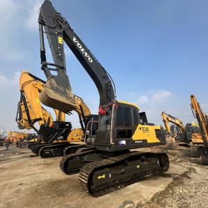 Excavatrice sur chenilles hydraulique Volvo EC240 240B d'occasion, moteur Deutz, 24 tonnes, modèle 2024, puissance 134 kW, machine d'origine suédoise - Product Image 1