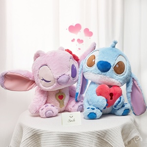 Peluche Originale di <span class=keywords><strong>Lilo</strong></span> & <span class=keywords><strong>Stitch</strong></span>, Bambola di Angel, Giocattolo Cuscino con Imbottitura in Cotone PP, Materiale Super Morbido - Regalo di Compleanno Unisex - Product Image 2