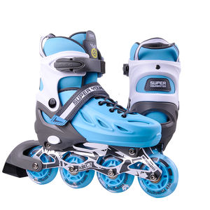 Professionnel 4 roues patins à roulettes en gros patins à roues alignées Slalom <span class=keywords><strong>taille</strong></span> réglable chaussures de patinage à roulettes pour adultes enfants - Product Image 1