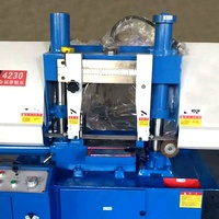 Scie à ruban horizontale hydraulique JIUCHENG GB4230 3kW pour la découpe de tuyaux en acier 300x300mm, Shandong