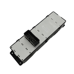 Interrupteur de lève-vitre avant gauche Hyundai Reina 93570-00010 noir pour remplacement et réparation - Product Image 4