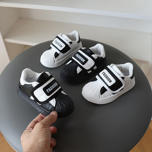 Baskets pour enfants printemps et automne nouvelles baskets décontractées pour garçons chaussures de <span class=keywords><strong>basket</strong></span>-ball basses chaussures bébé à semelle souple - Product Image 1