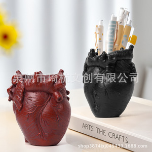 Porte-stylo en résine en forme de cœur simulé, ornement de bureau créatif pour la maison, le bureau ou comme cadeau - Product Image 5
