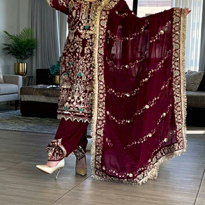 Dhoti Salwar de Seda Bordada Color Granate con Dupatta, Largo hasta el Suelo, Traje Tradicional de Boda, Vestido Étnico para Mujer - Product Image 1