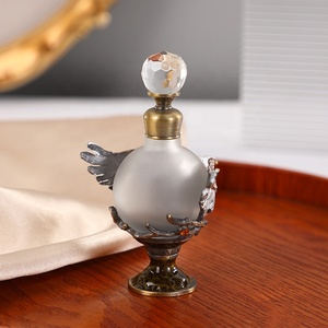 15ml 25ml Oriente Medio patentado Metal Falcon Eagle Perfume <span class=keywords><strong>Botella</strong></span> Vidrio Aceite esencial Attar Botellas recargables Ventas al por mayor 15110 - Product Image 5