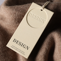 Étiquette Personnalisée de Luxe avec Logo Personnalisé, Marquage à Chaud Doré, Prête à l'Emploi, en Plastique, Étiquette Suspendue, Étiquette Nominative, Étiquette de Marque, Étiquettes Personnalisées avec Logos