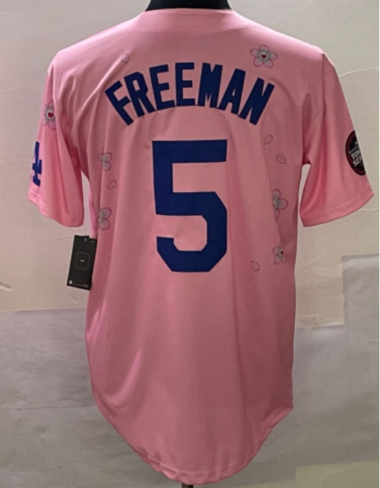 5 Freeman Pink
