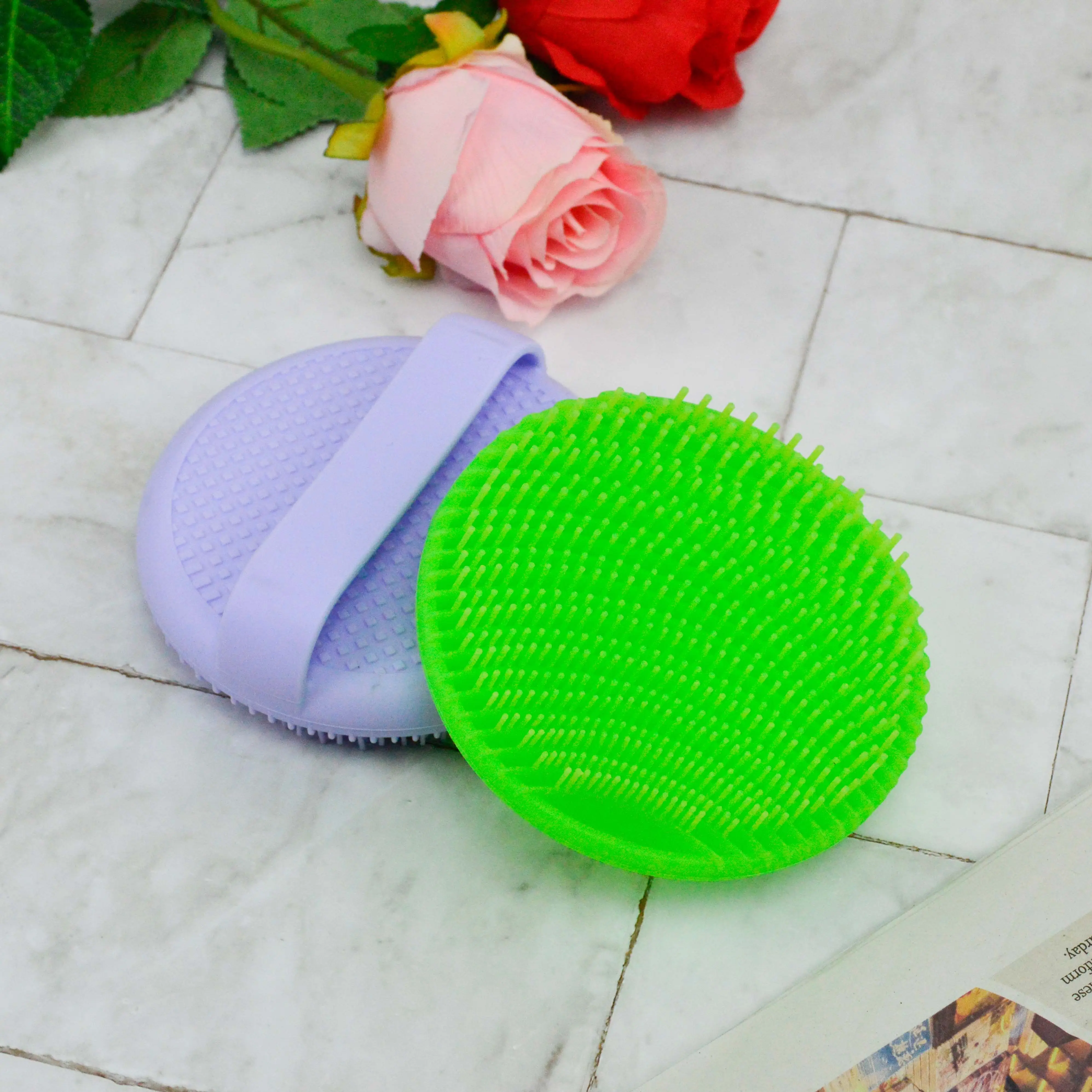 Épurateur corporel en silicone Exfoliant pour le corps Brosse de douche douce et réutilisable pour hommes femmes