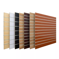 Panneaux MDF rainurés et perforés en aluminium pour mur à lattes décoratif, idéal pour l'affichage en magasin
