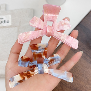 Sheshares高級アクリルヘアアクセサリー韓国製ボウタイグリップ甘い三次元サメグリップヘア爪 - Product Image 1