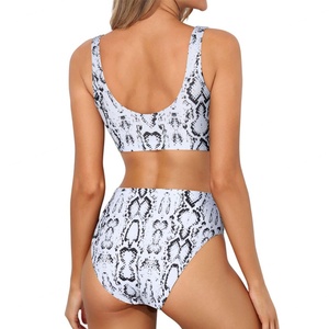 Livraison à temps : Ensemble bikini 2 pièces à manches longues, tie-dye, décolleté en V, string, avec soutien-gorge push-up, sans MOQ - Product Image 6