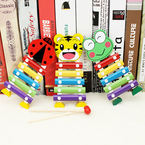 Pianoforte a 5 Toni con Animali Cartoon, Giocattolo Musicale in Legno per Bambini e Neonati - Product Image 1