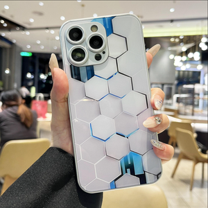 Nid d'abeille <span class=keywords><strong>carré</strong></span> métal peinture verre <span class=keywords><strong>coque</strong></span> nid d'abeille sens avancé étui de téléphone pour <span class=keywords><strong>iPhone</strong></span> 16 15 14 13 12 <span class=keywords><strong>11</strong></span> <span class=keywords><strong>Pro</strong></span> Max - Product Image 4