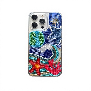 เคสโทรศัพท์ผ้าฝ้ายปักลายทำมือ ประดับลูกปัด ลายดอกเดซี่ ปลาดาว ดีไซน์สีสันสดใส ลายดอกไม้เย็บติดรูปทรงสี่เหลี่ยมผืนผ้า - Product Image 1