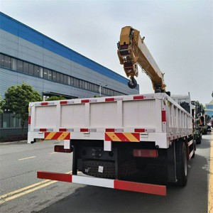 รถบรรทุกติดเครนไฮดรอลิก Dongfeng 8 ตัน แบบบูมตรง ขับเคลื่อน 4x2 พร้อมขาย - Product Image 6