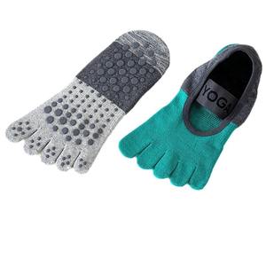 Calcetines de yoga de cinco dedos al por mayor, antideslizantes de silicona para mujer, sin talón, para fitness, ballet, danza, algodón, gimnasio, profesionales - Product Image 1